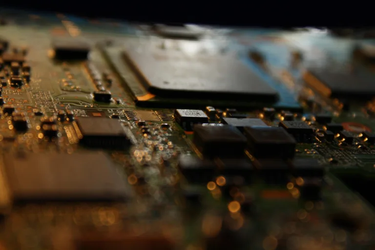 High-speed PCB using buried capacitance for improved power integrity Select 90 more words to run Humanizer.